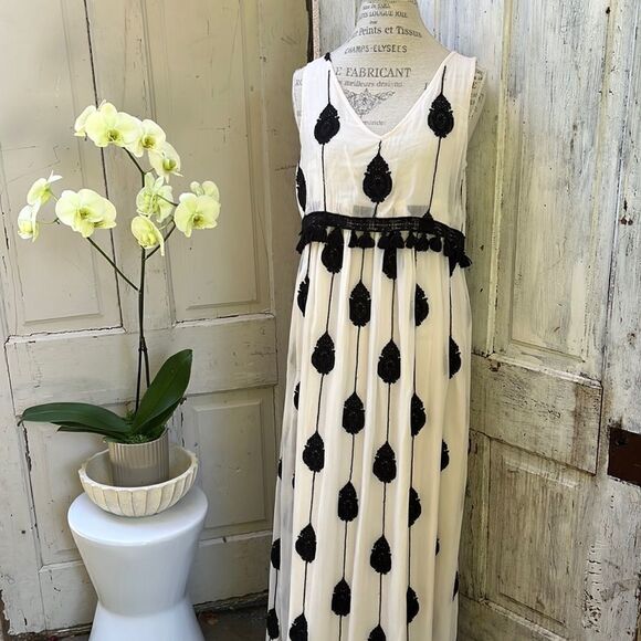 ANTHROPOLOGIE MOULINETTE SOEURS beaded maxi dress . Size 6 - Picture 1 of 7